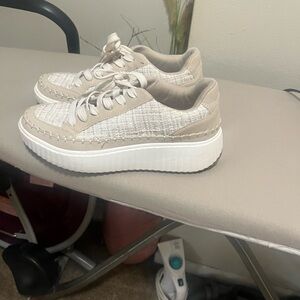 Serra Platform Sneakers